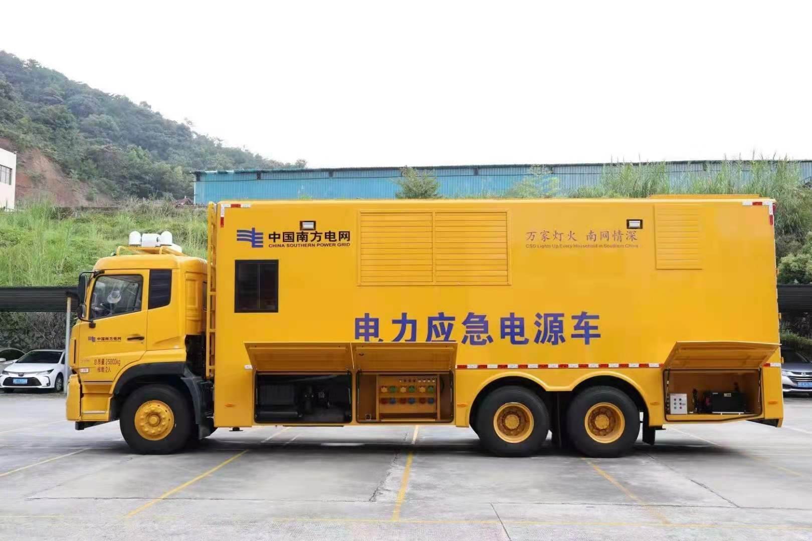 玉龙安康大型柴油发电机发电车UPS电源出租租赁